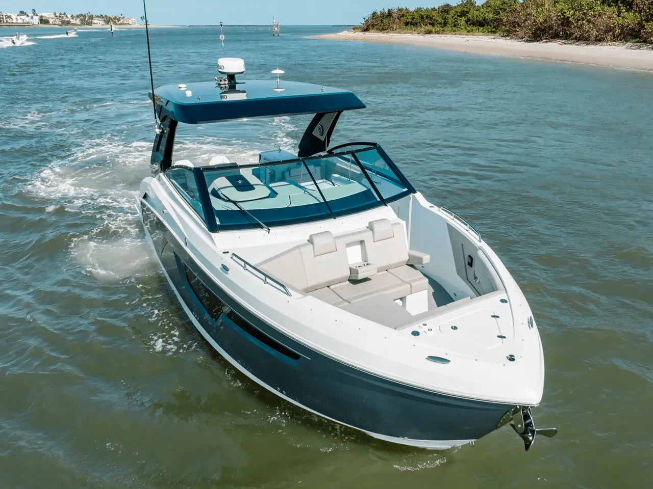 2026 Cruisers Yachts 34 GLS Outboard 34.0 feet, Clearwater, Florida #39
