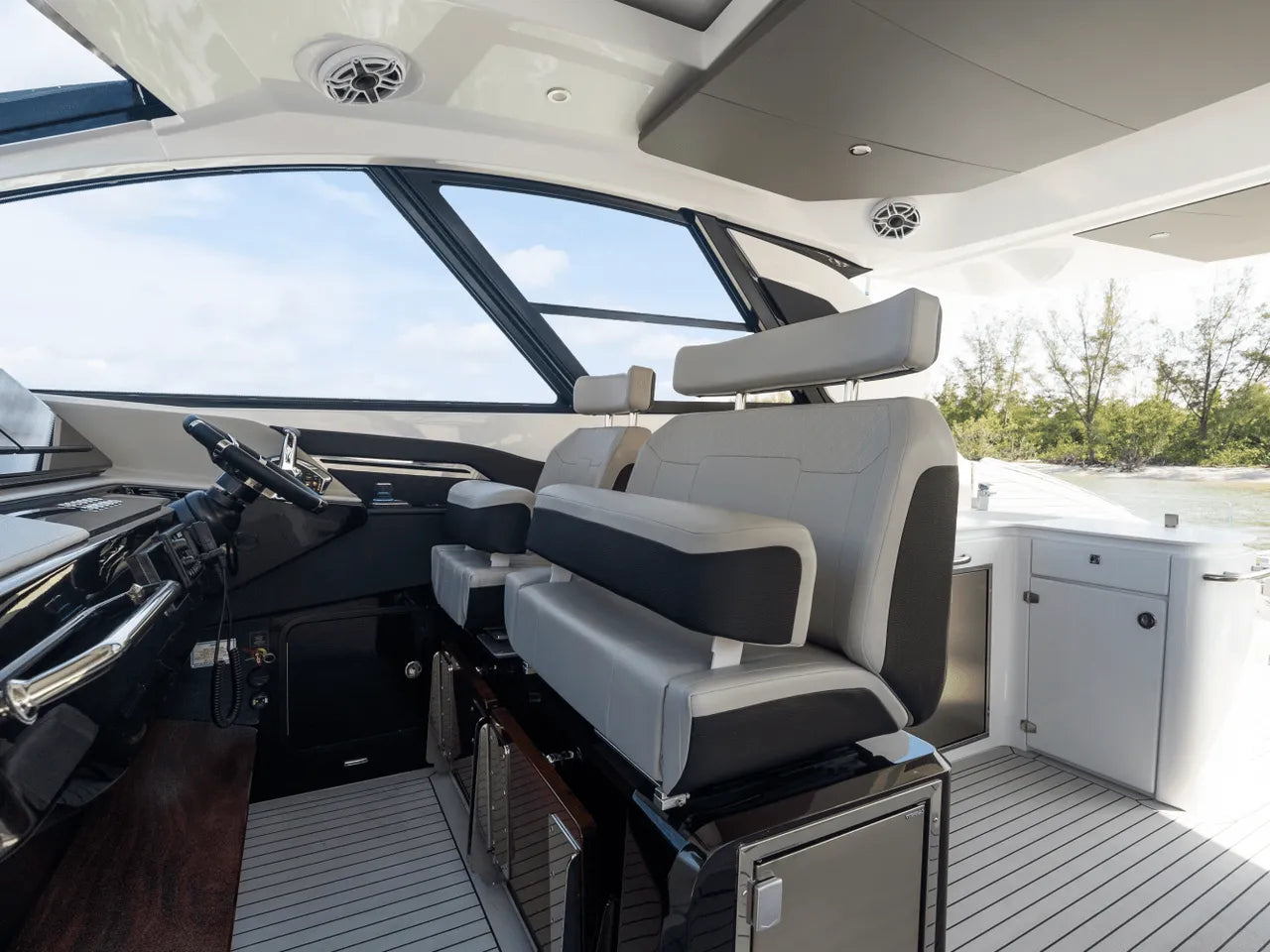 2026 Cruisers Yachts 50GLS OB 50.0 feet, Clearwater, Florida #97