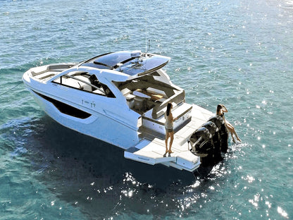 2027 Cruisers Yachts 42 GLS Outboard 42.0 feet, Clearwater, Florida #6