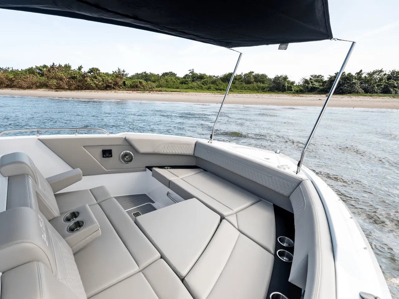 2026 Cruisers Yachts 34 GLS Outboard 34.0 feet, Clearwater, Florida #20