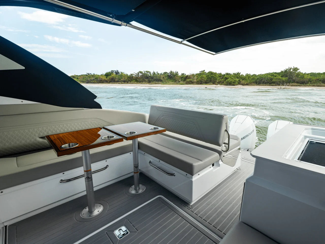2027 Cruisers Yachts 34 GLS Outboard 34.0 feet, Clearwater, Florida #140