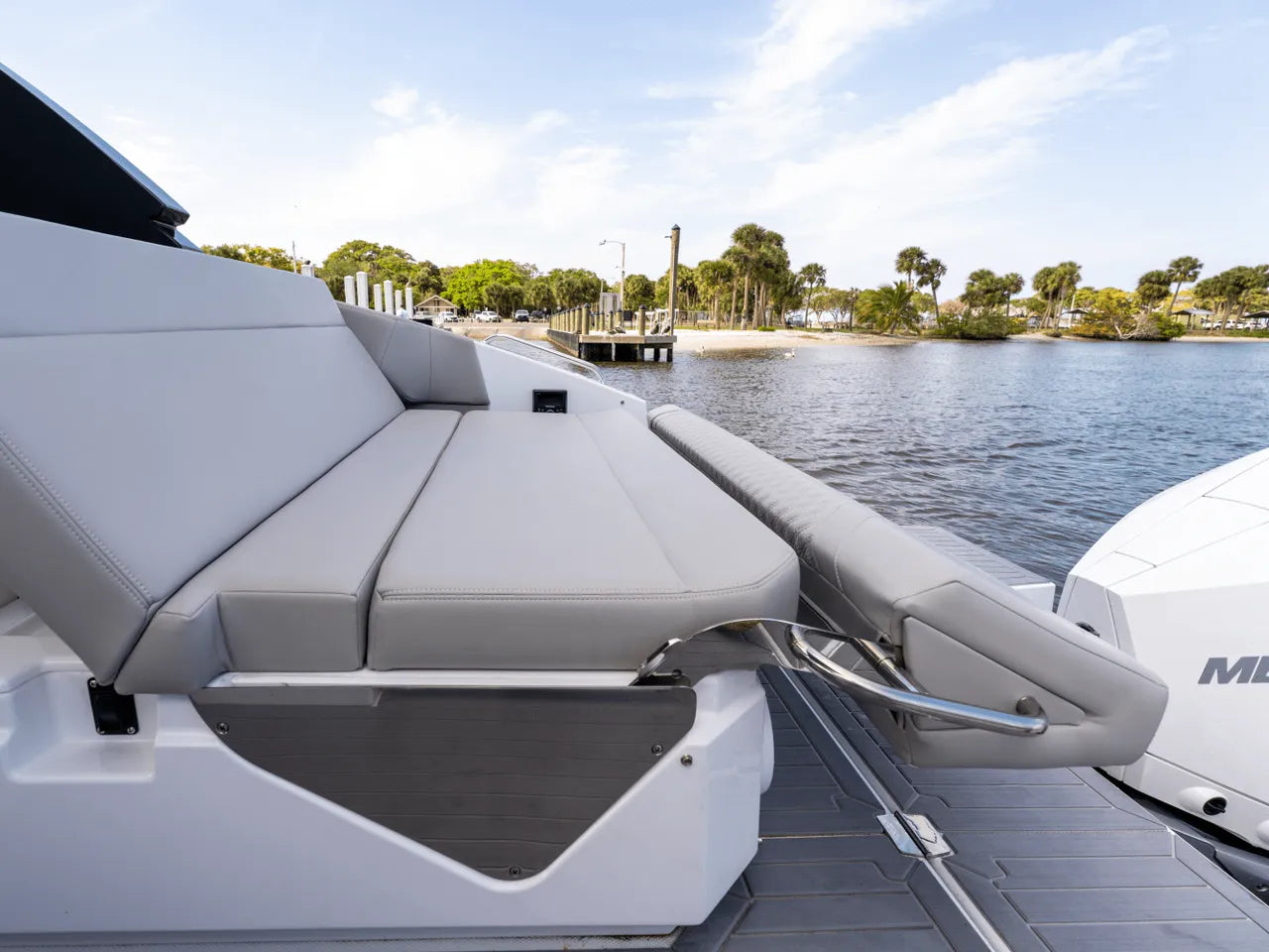 2026 Cruisers Yachts 34 GLS Outboard 34.0 feet, Clearwater, Florida #14