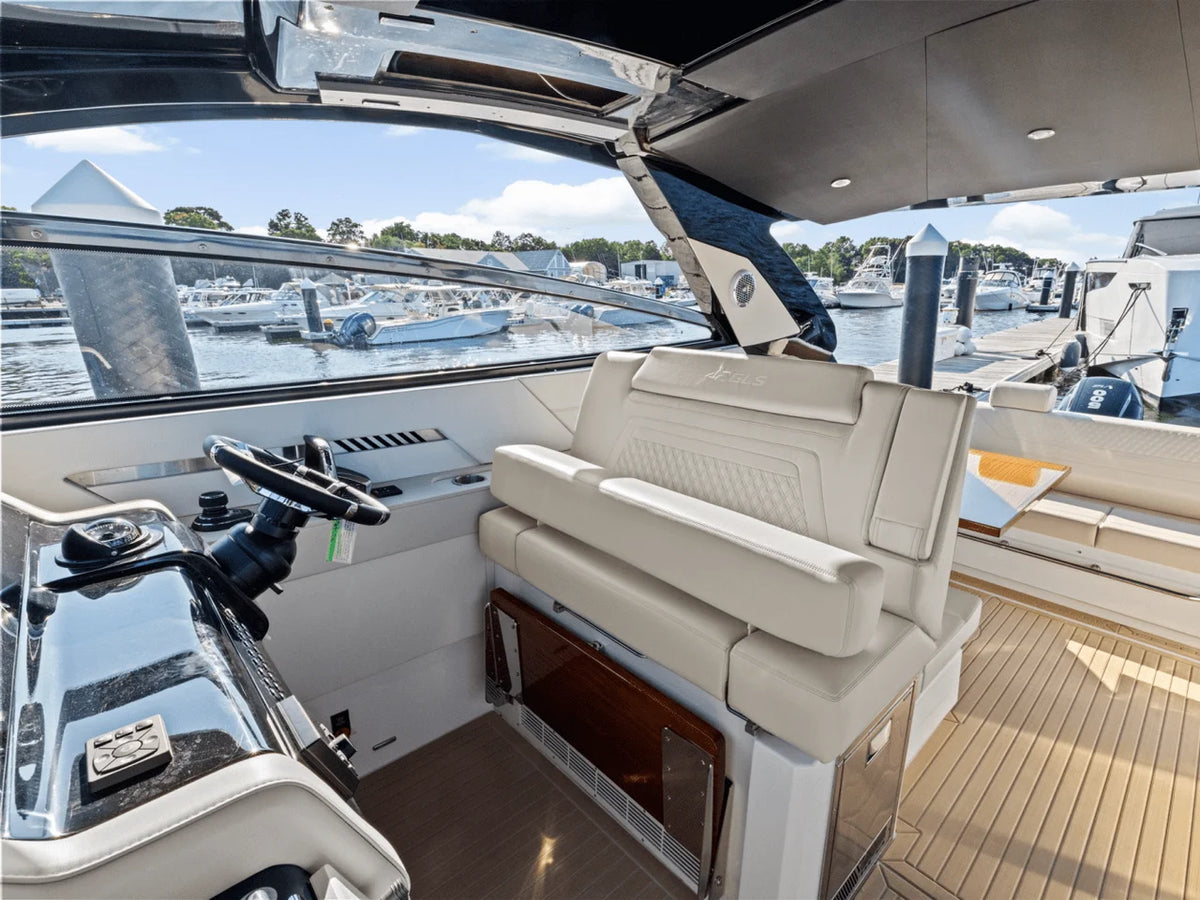 2025 Cruisers Yachts 42 GLS Outboard 42.0 feet, Clearwater, Florida #17
