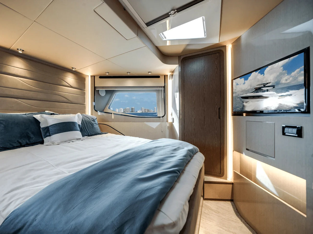 2026 Cruisers Yachts 57 FLY 57.0 feet, Clearwater, Florida #28