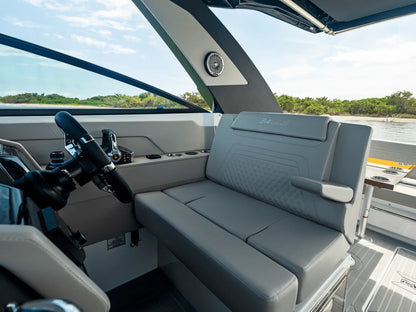 2027 Cruisers Yachts 34 GLS Outboard 34.0 feet, Clearwater, Florida #69