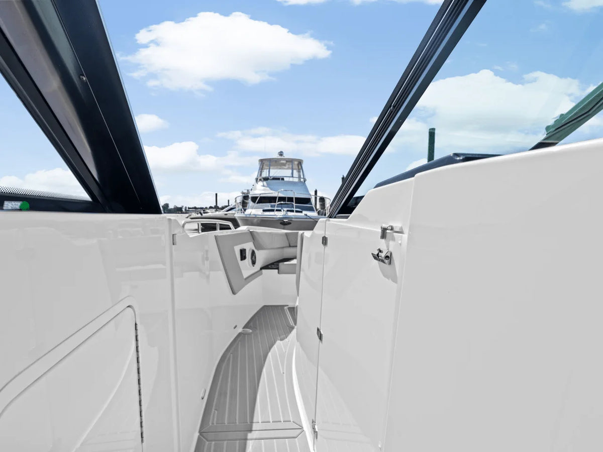 2026 Cruisers Yachts 34 GLS Outboard 34.0 feet, Clearwater, Florida #54
