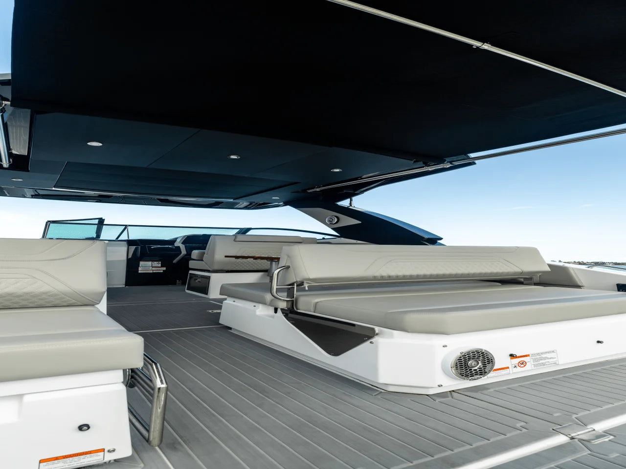 2027 Cruisers Yachts 34 GLS Outboard 34.0 feet, Clearwater, Florida #76