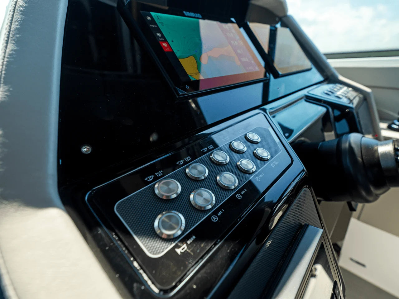 2027 Cruisers Yachts 34 GLS Outboard 34.0 feet, Clearwater, Florida #119