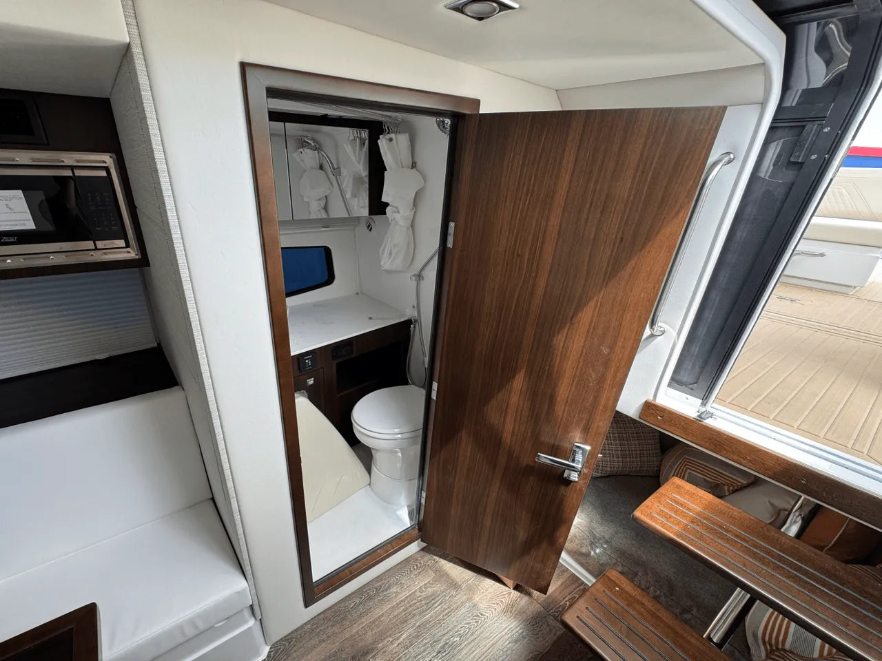 2026 Cruisers Yachts 34 GLS 34.0 feet, Clearwater, Florida #48