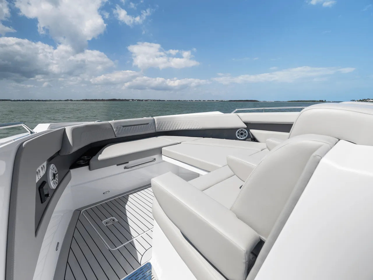 2026 Cruisers Yachts 50GLS OB 50.0 feet, Clearwater, Florida #67