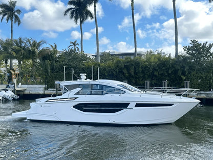 2025 Cruisers Yachts 42 Cantius 42.0 feet, Clearwater, Florida #8