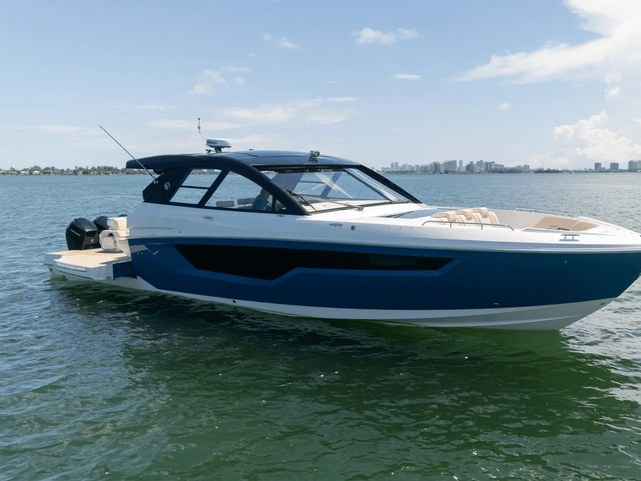 2025 Cruisers Yachts 50 GLS Outboard 50.0 feet, Clearwater, Florida #15