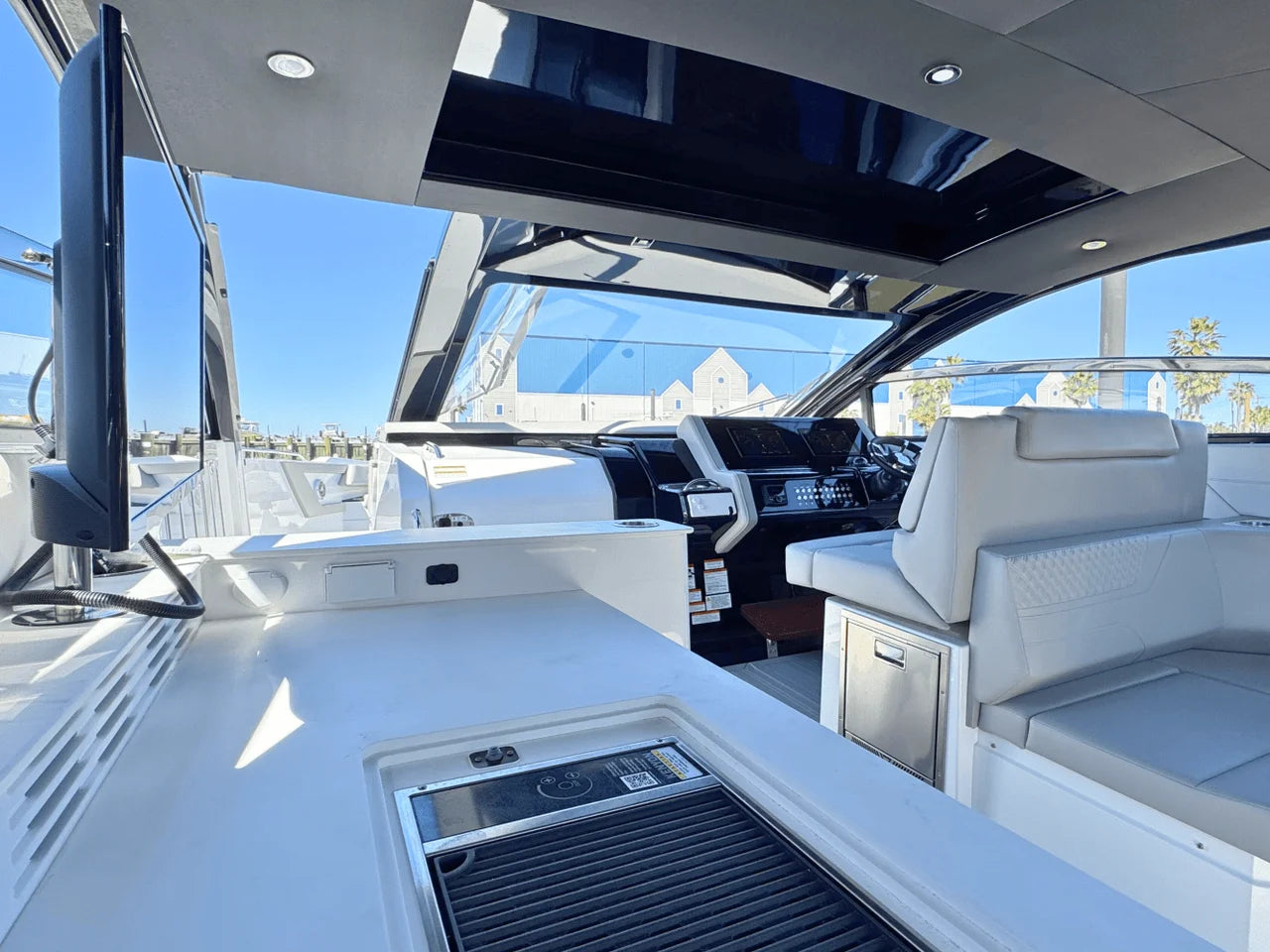 2025 Cruisers Yachts 42 GLS Outboard 42.0 feet, Clearwater, Florida #13