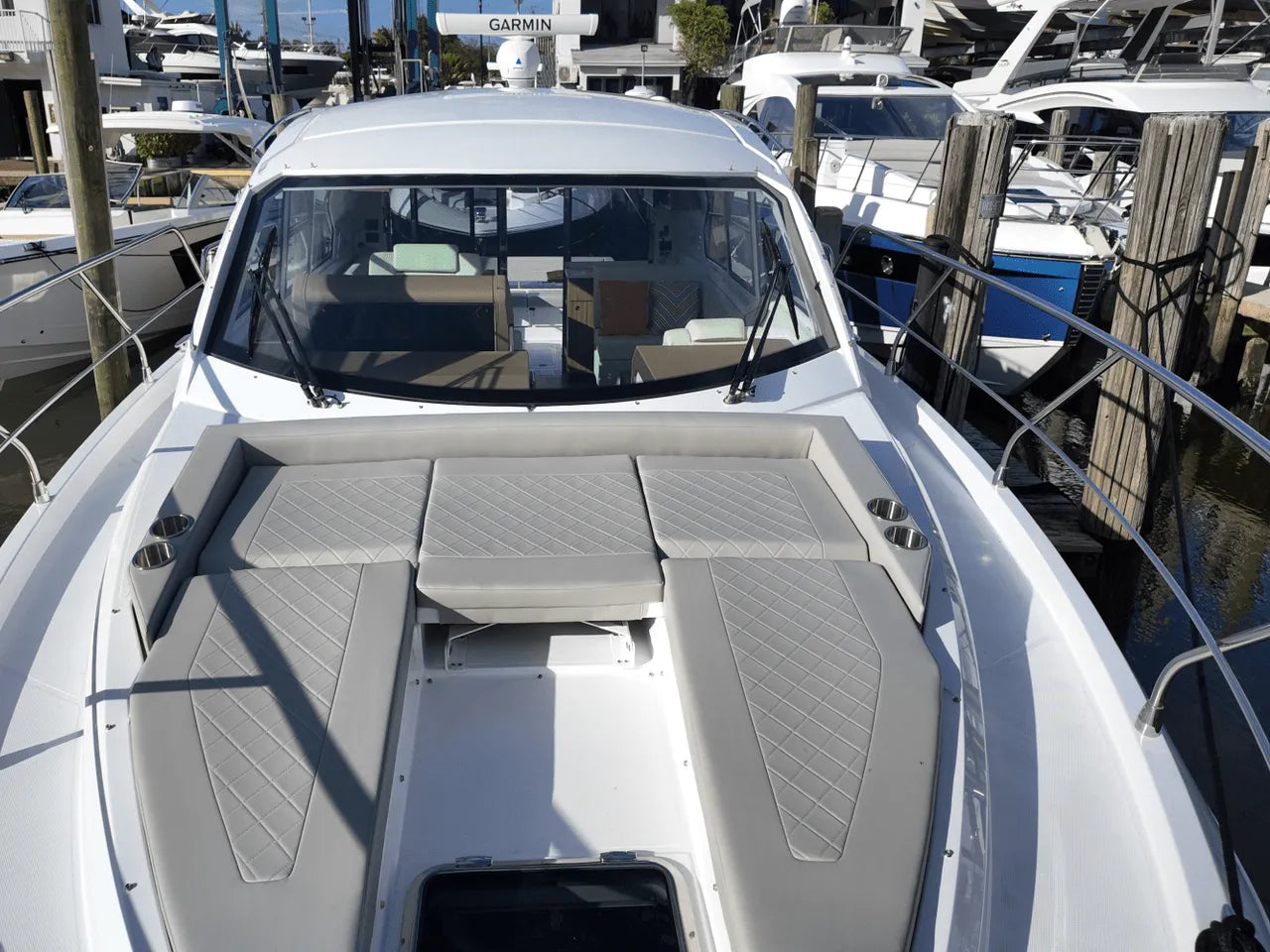 2025 Cruisers Yachts 42 Cantius 42.0 feet, Clearwater, Florida #10