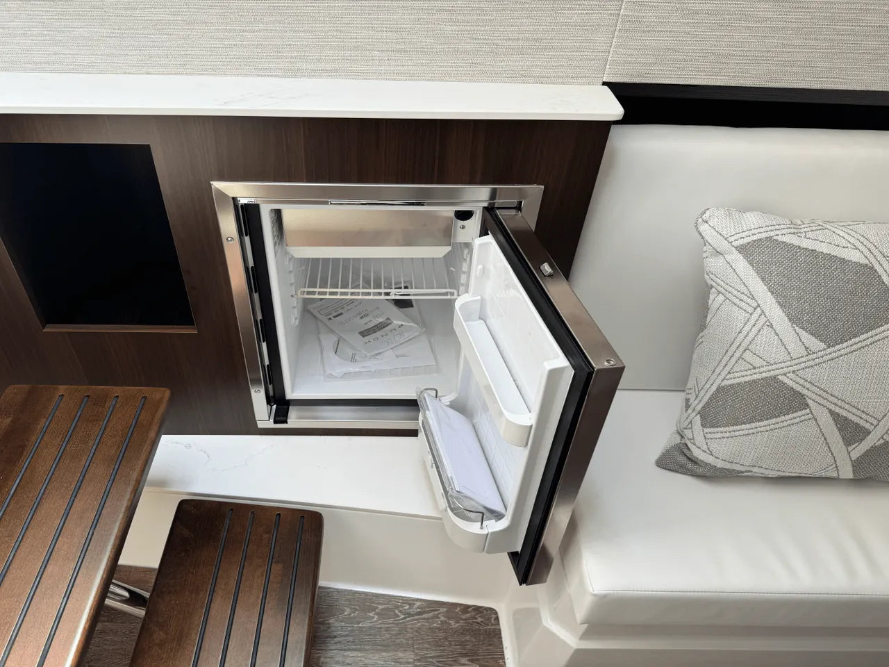 2026 Cruisers Yachts 34 GLS 34.0 feet, Clearwater, Florida #46