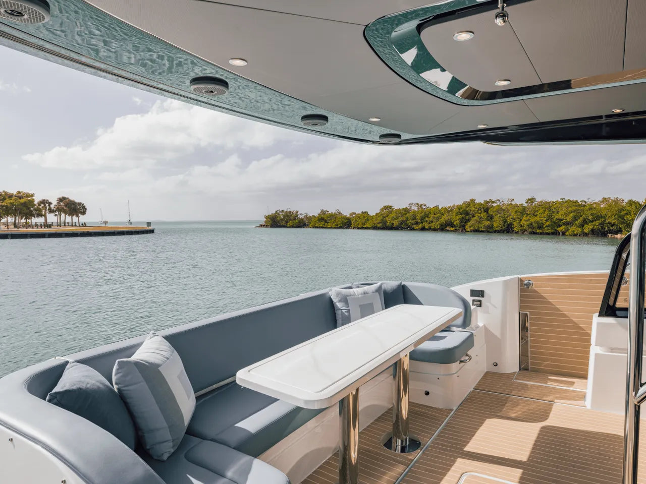 2026 Cruisers Yachts 57 FLY 57.0 feet, Clearwater, Florida #43