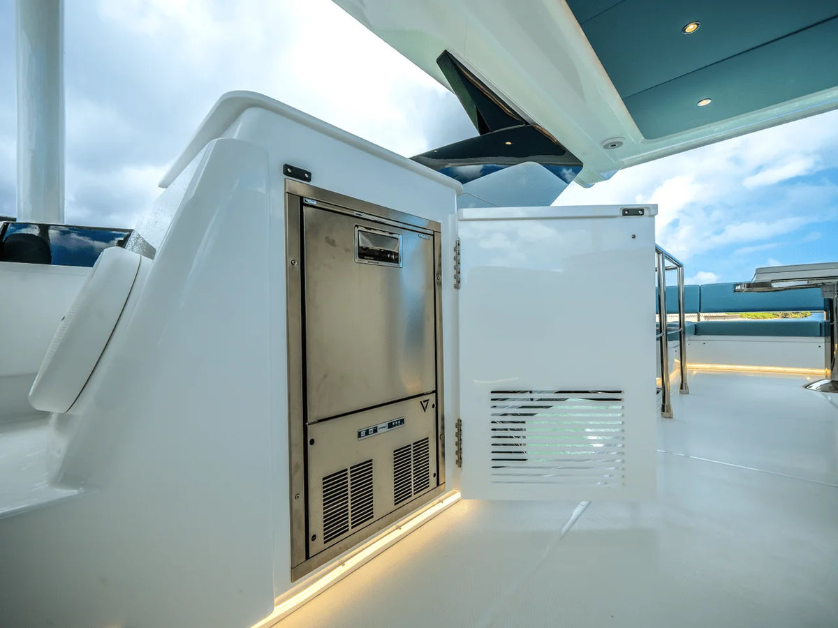 2026 Cruisers Yachts 57 FLY 57.0 feet, Clearwater, Florida #79