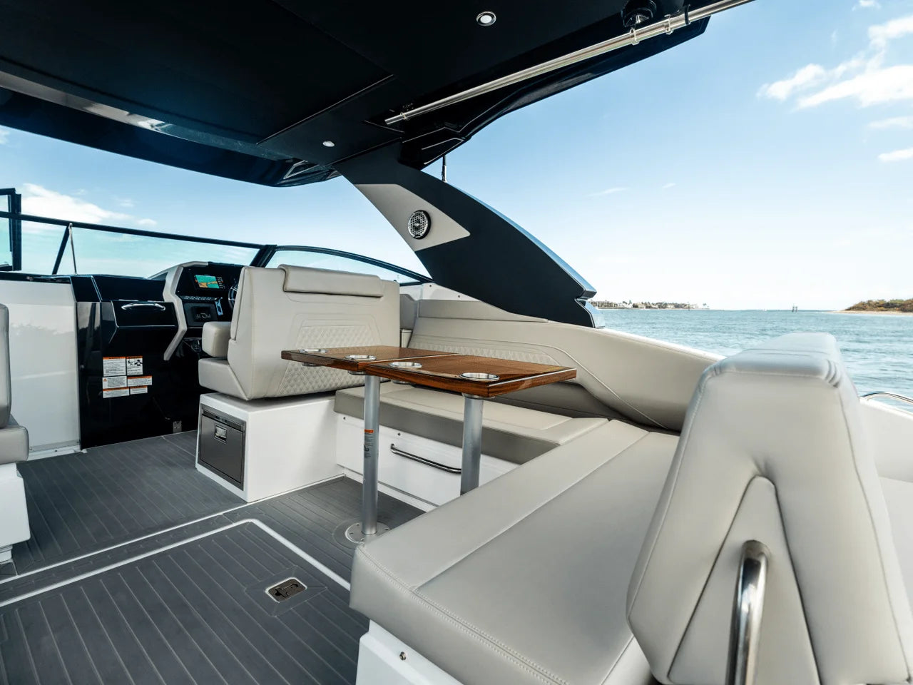 2027 Cruisers Yachts 34 GLS Outboard 34.0 feet, Clearwater, Florida #78
