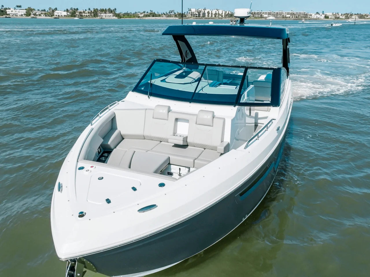2027 Cruisers Yachts 34 GLS Outboard 34.0 feet, Clearwater, Florida #41