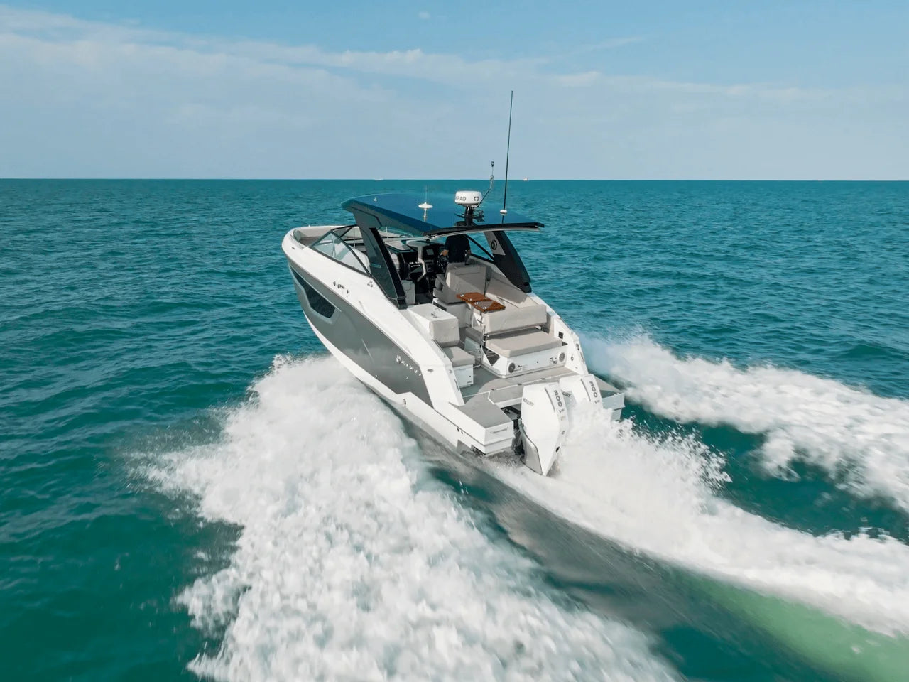2027 Cruisers Yachts 34 GLS Outboard 34.0 feet, Clearwater, Florida #29