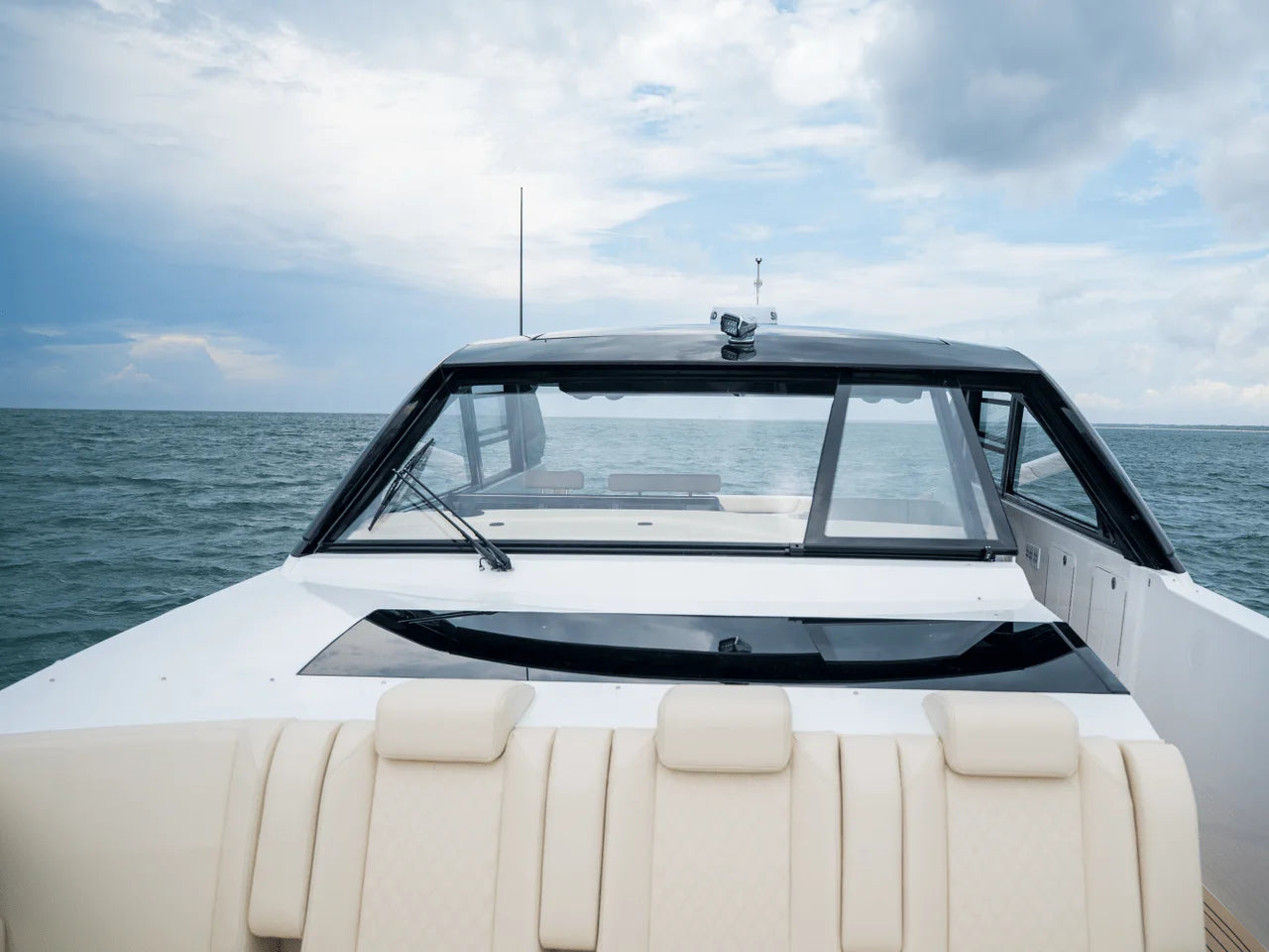 2026 Cruisers Yachts 50GLS OB 50.0 feet, Clearwater, Florida #62